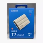 ⁦سامسونج T7 Shield سعة 2TB – السرعة الخارقة في غلاف مدرع لا يقهر.⁩ - الصورة ⁦3⁩