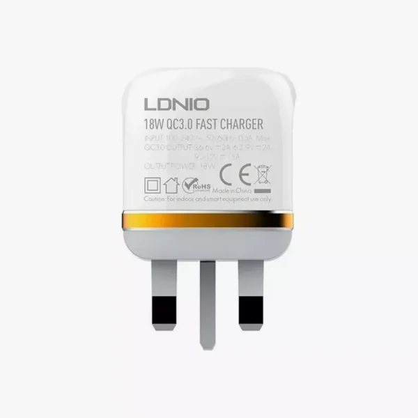 ⁦شاحن جداري سريع | LDNIO A1307Q-UK 18W QC3.0 Fast Charger Kit⁩ - الصورة ⁦2⁩